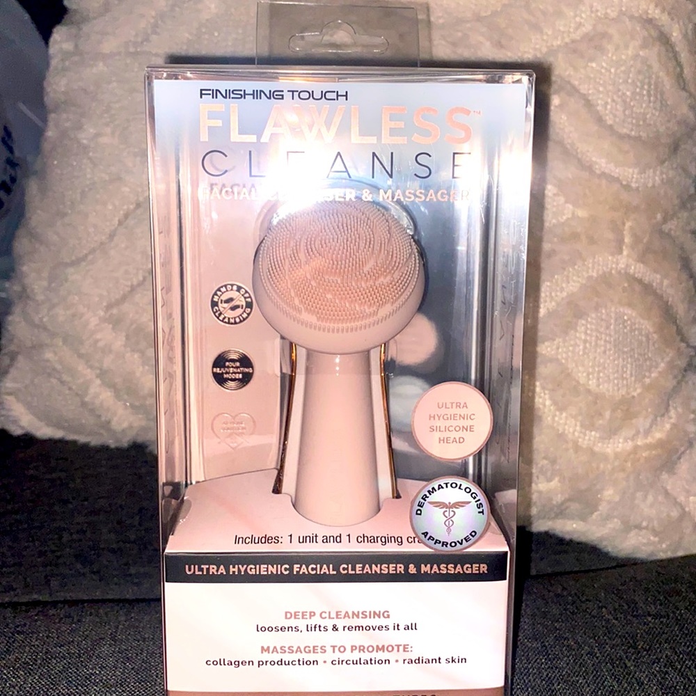 Flawless Facial Cleanse